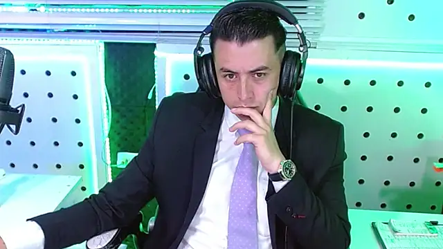 Darko0717 online show from 12-21-25, 03:52