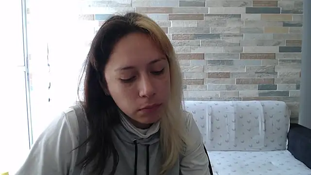 MommyMiaWs online show from 10-03-25, 03:09