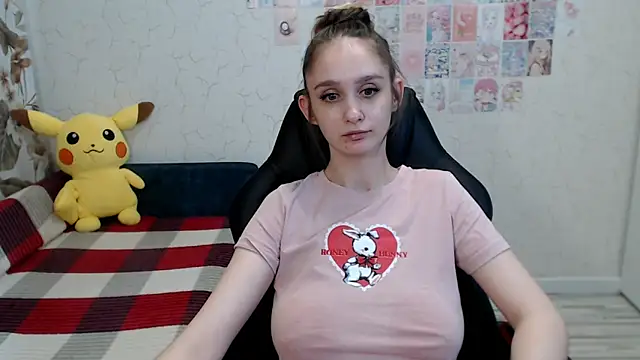 Snapshot of Jackie_Morgan chatting on 05-15-26, 10:50 Jackie Morgan online show from 05-15-26, 10:50