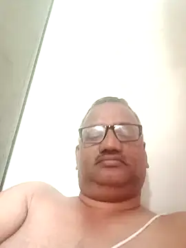 Snapshot of StarPacifist6 chatting on 03-10-25, 04:14 StarPacifist6 online show from 03-10-25, 04:14