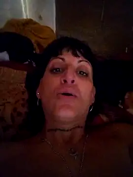 estefyzapata online show from 10-14-25, 08:09