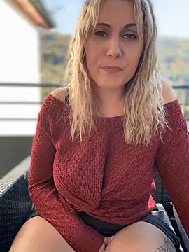 Leanymphoo online show from 10-13-25, 12:49