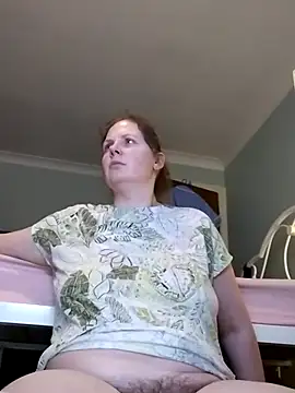 Snapshot of xxSexyBushLinnxx chatting on 01-15-25, 08:48 xxSexyBushLinnxx online show from 01-15-25, 08:48