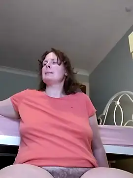 Snapshot of xxSexyBushLinnxx chatting on 01-28-25, 08:36 xxSexyBushLinnxx online show from 01-28-25, 08:36