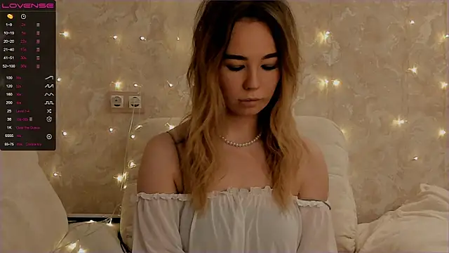 EvaSileZ online show from 10-23-25, 04:50