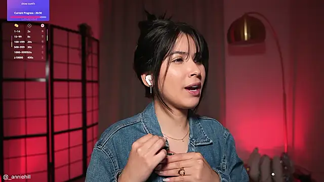 Snapshot of anniehillofficial chatting on 02-07-26, 09:18 anniehillofficial online show from 02-07-26, 09:18