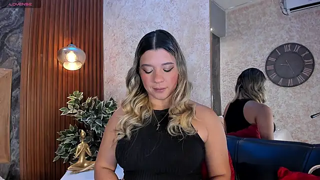 Snapshot of Gaia_Stone chatting on 01-17-25, 12:31 Gaia Stone online show from 01-17-25, 12:31