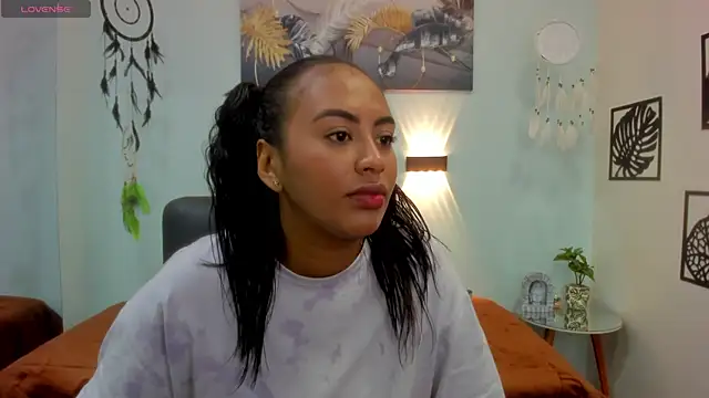 Snapshot of tracycum chatting on 02-06-25, 06:13 tracycum online show from 02-06-25, 06:13