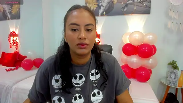 Snapshot of tracycum chatting on 02-10-25, 05:41 tracycum online show from 02-10-25, 05:41