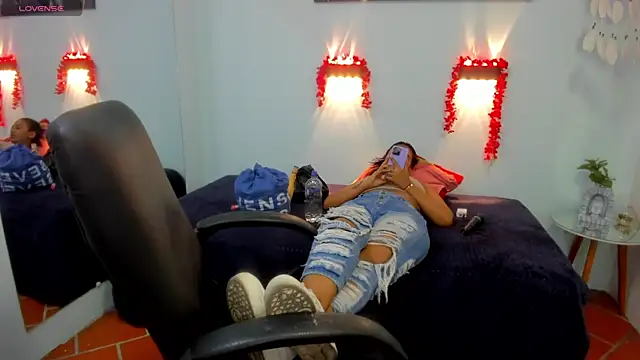 Snapshot of tracycum chatting on 03-04-25, 07:43 tracycum online show from 03-04-25, 07:43