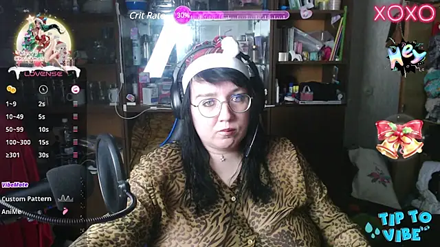 Snapshot of LeonaHarrison chatting on 12-24-24, 08:27 LeonaHarrison online show from 12-24-24, 08:27