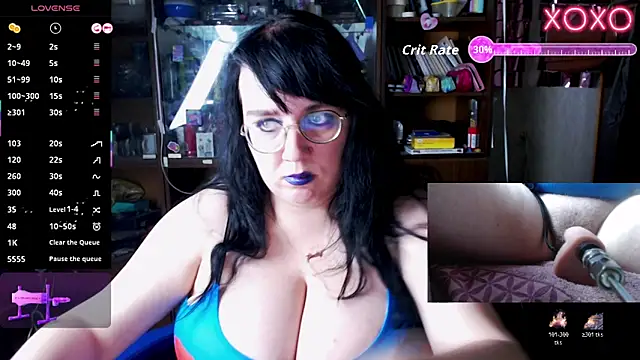 Snapshot of LeonaHarrison chatting on 11-29-25, 11:24 LeonaHarrison online show from 11-29-25, 11:24