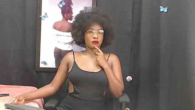 Snapshot of lia_thomsonn chatting on 02-14-25, 05:19 lia thomsonn online show from 02-14-25, 05:19