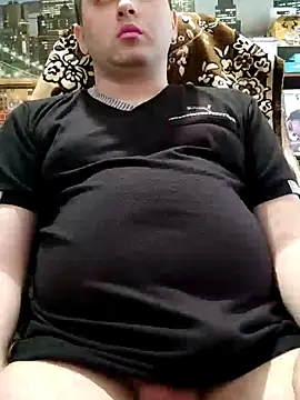 Snapshot of tores992 chatting on 01-04-25, 01:42 tores992 online show from 01-04-25, 01:42