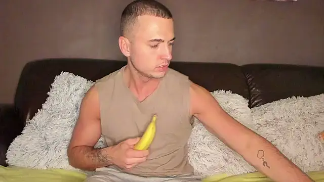 paulblack21 online show from 11-08-25, 06:29