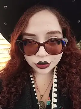 alicce moon  online show from 06-27-26, 03:39
