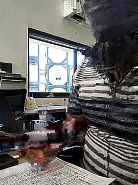 rajstrip12650 online show from 03-29-26, 08:36