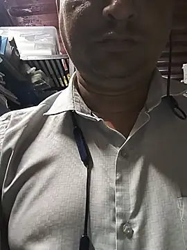 rajstrip12650 online show from 05-18-26, 11:49
