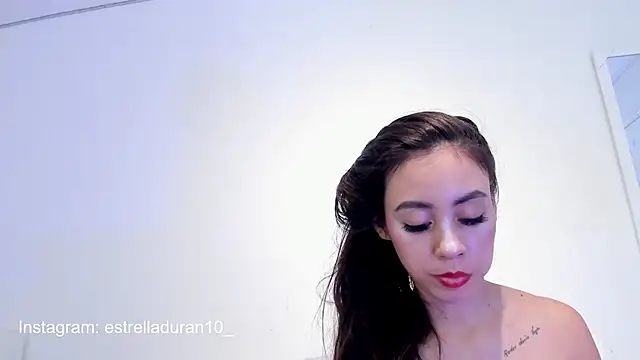 Estrella Duran online show from 12-17-24, 10:54