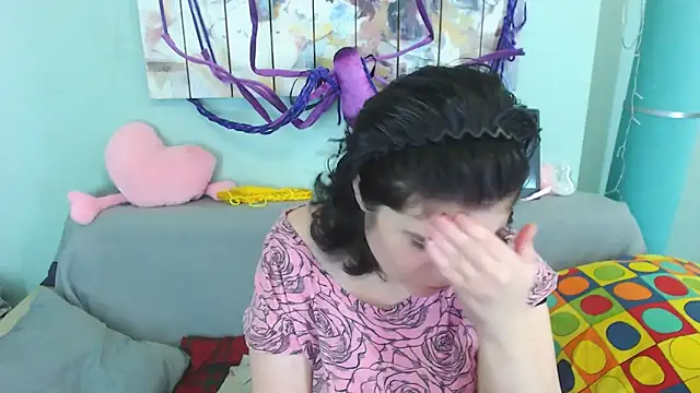 EverlyRays online show from 12-20-24, 05:08