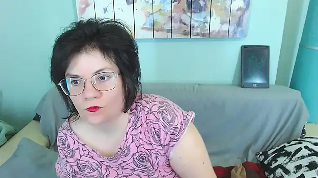 EverlyRays online show from 12-29-24, 02:49