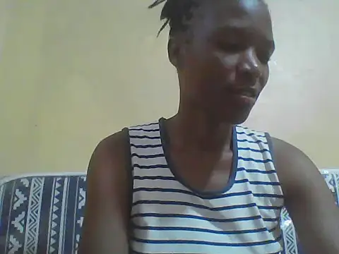 Smillie prety online show from 04-19-26, 08:02