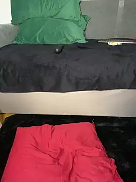 Snapshot of AlisaaRose chatting on 12-05-25, 09:40 AlisaaRose online show from 12-05-25, 09:40