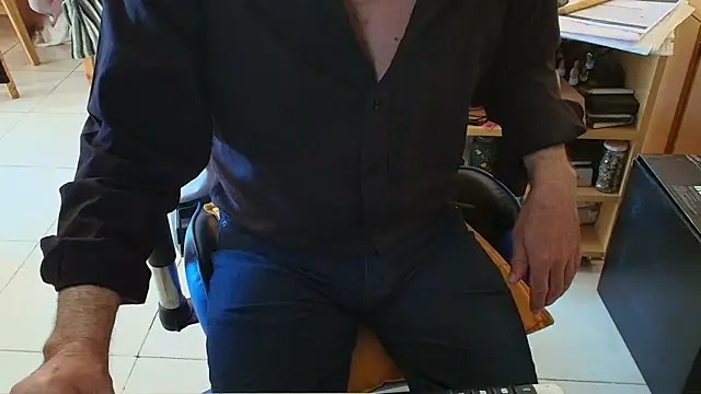 angelgarcia269 online show from 10-26-25, 12:11