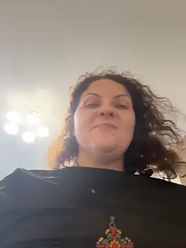 Snapshot of Taisia_W chatting on 04-25-26, 01:41 Taisia W online show from 04-25-26, 01:41