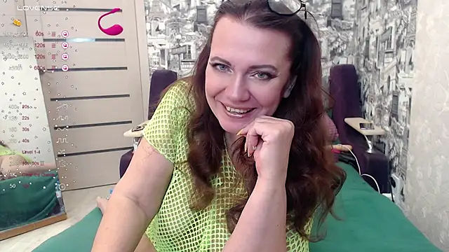 Snapshot of your_space chatting on 12-01-25, 03:22 your space online show from 12-01-25, 03:22