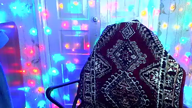 Snapshot of Ladywinter chatting on 02-13-25, 07:21 Ladywinter online show from 02-13-25, 07:21