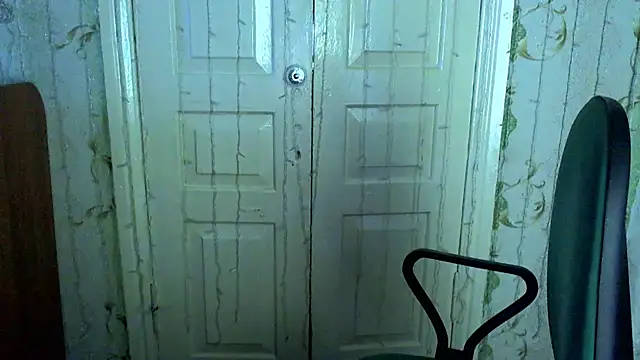 Snapshot of Ladywinter chatting on 02-23-25, 02:46 Ladywinter online show from 02-23-25, 02:46