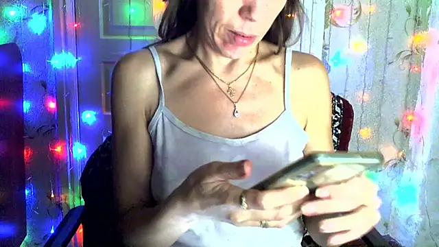 Snapshot of Ladywinter chatting on 11-06-25, 06:53 Ladywinter online show from 11-06-25, 06:53