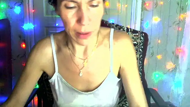 Snapshot of Ladywinter chatting on 11-08-25, 07:01 Ladywinter online show from 11-08-25, 07:01