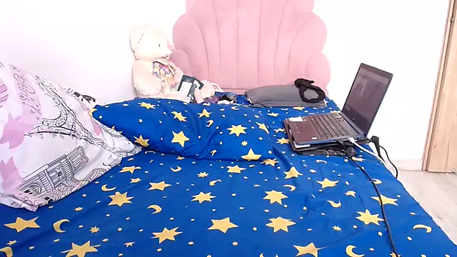 lady hot2xx online show from 06-28-26, 08:48