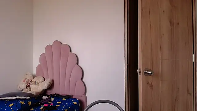 lady hot2xx online show from 07-27-26, 04:14