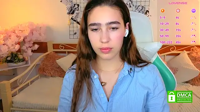  Eliizabeth  online show from 03-18-26, 01:42