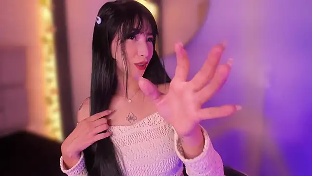 emma woods  online show from 12-10-24, 12:16