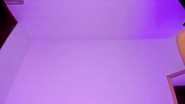 emma woods  online show from 03-10-25, 03:30