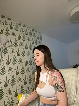 Snapshot of Marie_Diaze chatting on 12-22-24, 08:49 Marie Diaze online show from 12-22-24, 08:49