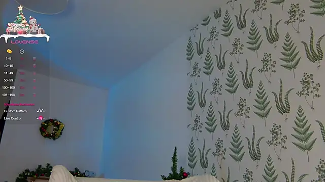 Snapshot of Marie_Diaze chatting on 12-29-24, 05:10 Marie Diaze online show from 12-29-24, 05:10