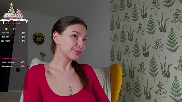 Snapshot of Marie_Diaze chatting on 01-14-25, 05:08 Marie Diaze online show from 01-14-25, 05:08