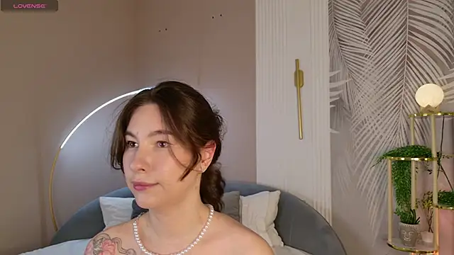 Marie Diaze online show from 05-02-26, 05:01