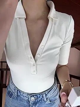 Snapshot of lua_ferch__ chatting on 01-13-25, 02:11 lua ferch online show from 01-13-25, 02:11