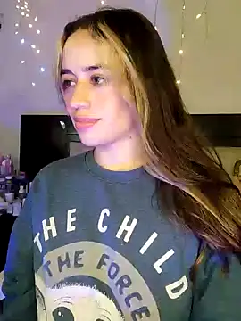 Snapshot of Natalia_Suarez chatting on 12-30-24, 06:53 Natalia Suarez online show from 12-30-24, 06:53