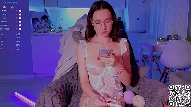 shey1i online show from 12-24-24, 06:06