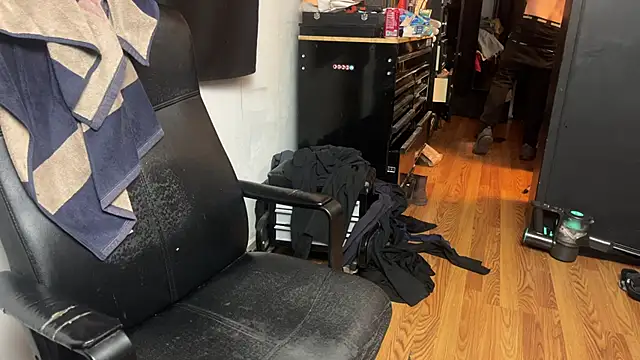 leanjamesdean online show from 04-05-26, 05:04