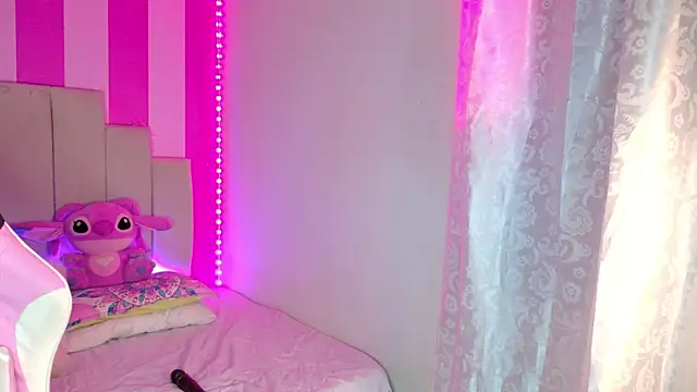 AliiceBrown  online show from 10-29-25, 04:48