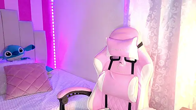 AliiceBrown  online show from 11-23-25, 05:07