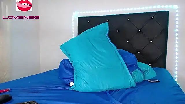 tylor 19 online show from 01-04-25, 04:11